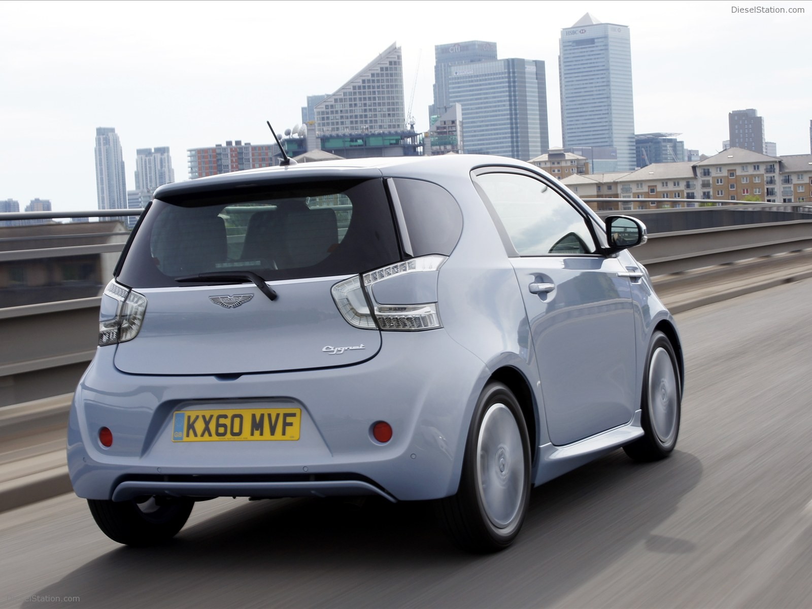 Aston Martin Cygnet 2011
